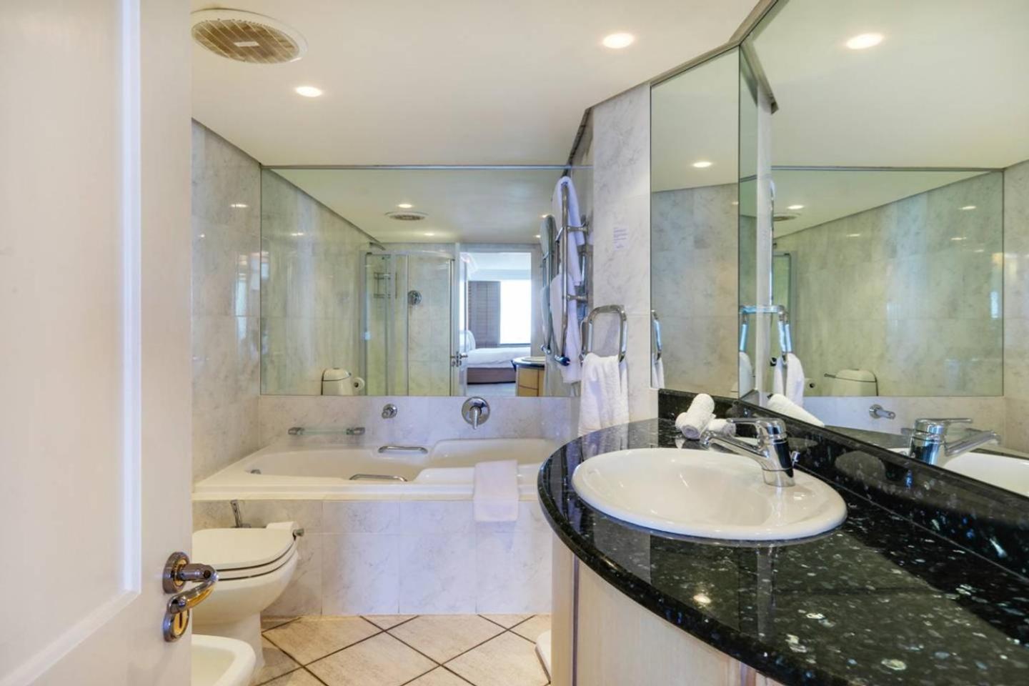 17 On Nautica Apartment Cape Town Bagian luar foto